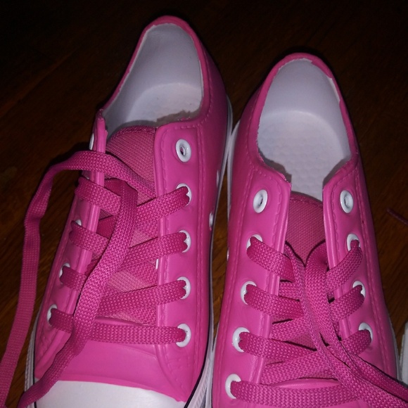 plastic tennis shoes